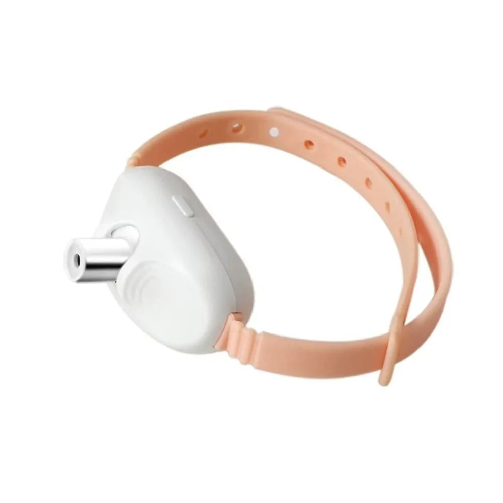 Automatic Cat Laser Light Collar.  This Lightweight Collar can Bring Hours of Joy to Your Cats.
